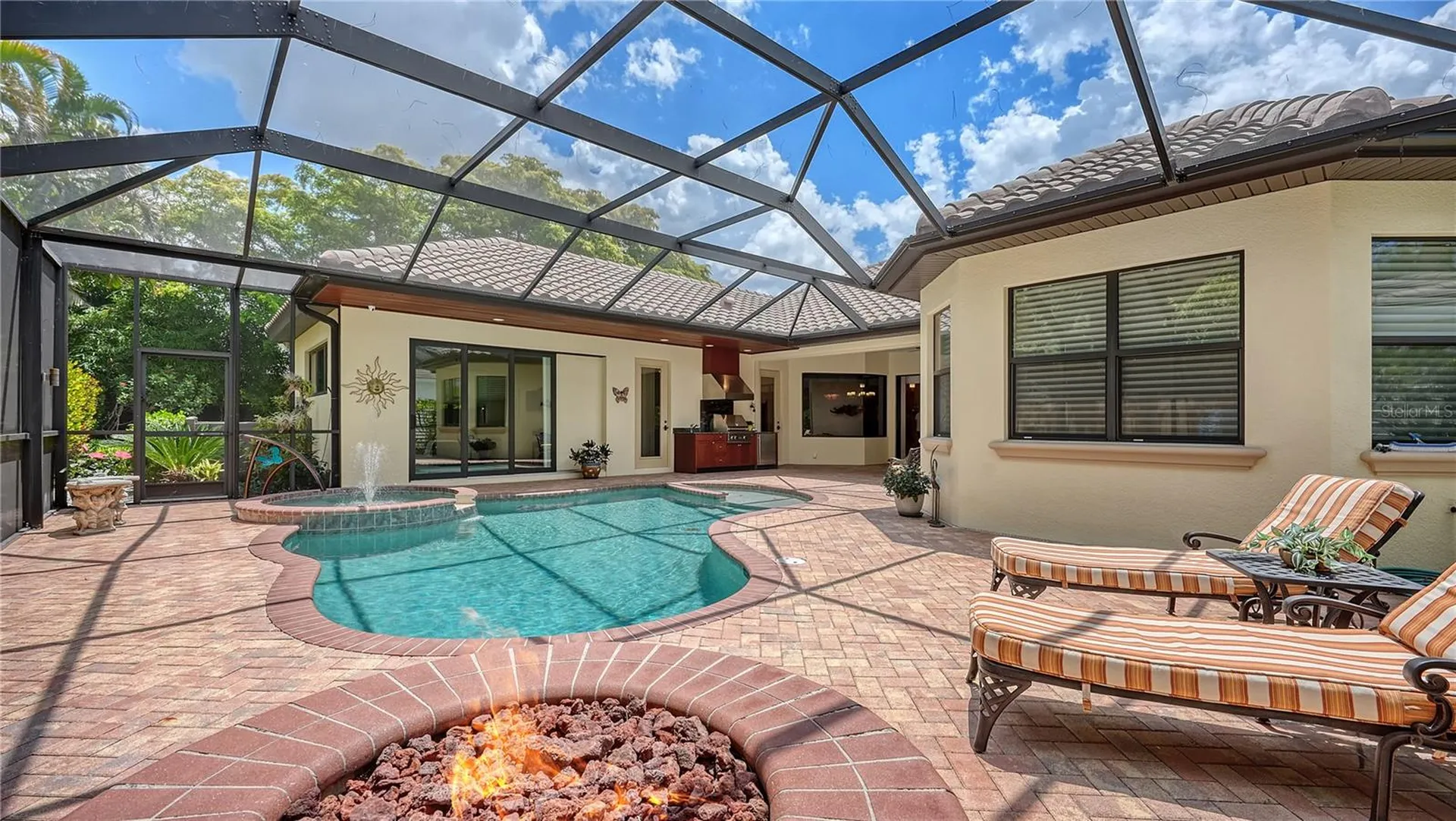 1885 Clematis Street Sarasota FL 34239