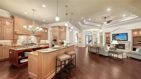 1885 Clematis Street Sarasota FL 34239