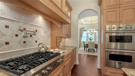 1885 Clematis Street Sarasota FL 34239