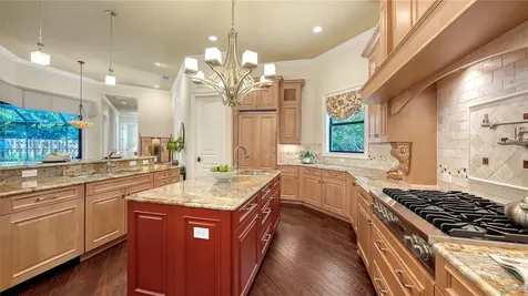 1885 Clematis Street Sarasota FL 34239