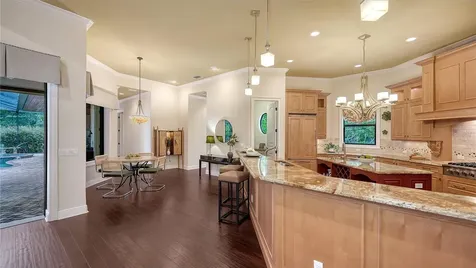 1885 Clematis Street Sarasota FL 34239
