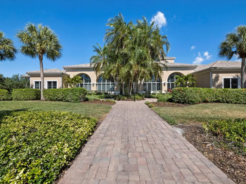 5967 Benevento Drive Sarasota FL 34238