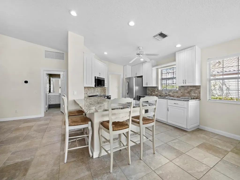 5967 Benevento Drive Sarasota FL 34238