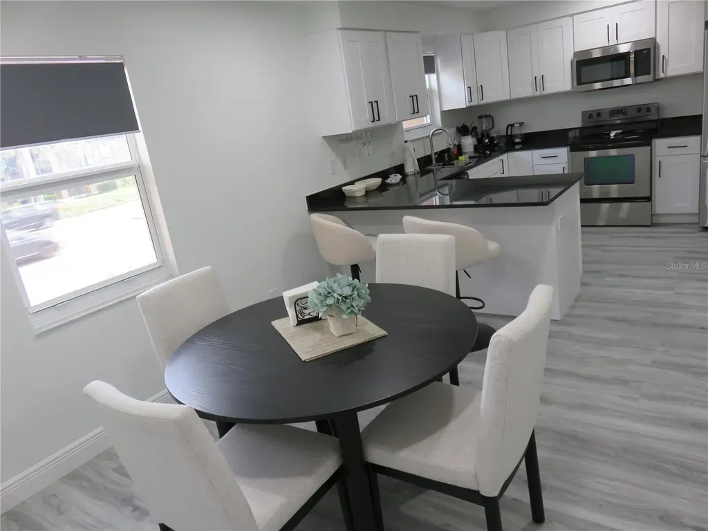 5401 Sweetwater Terrace Circle Tampa FL 33634