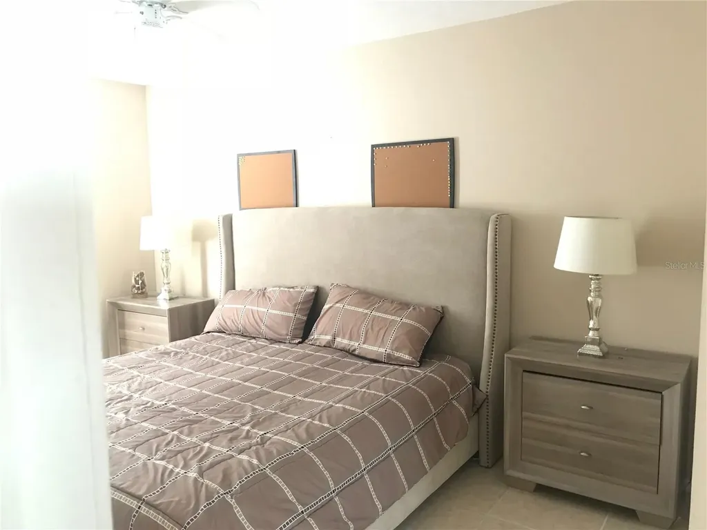4160 Pershing Pointe Place Orlando FL 32822