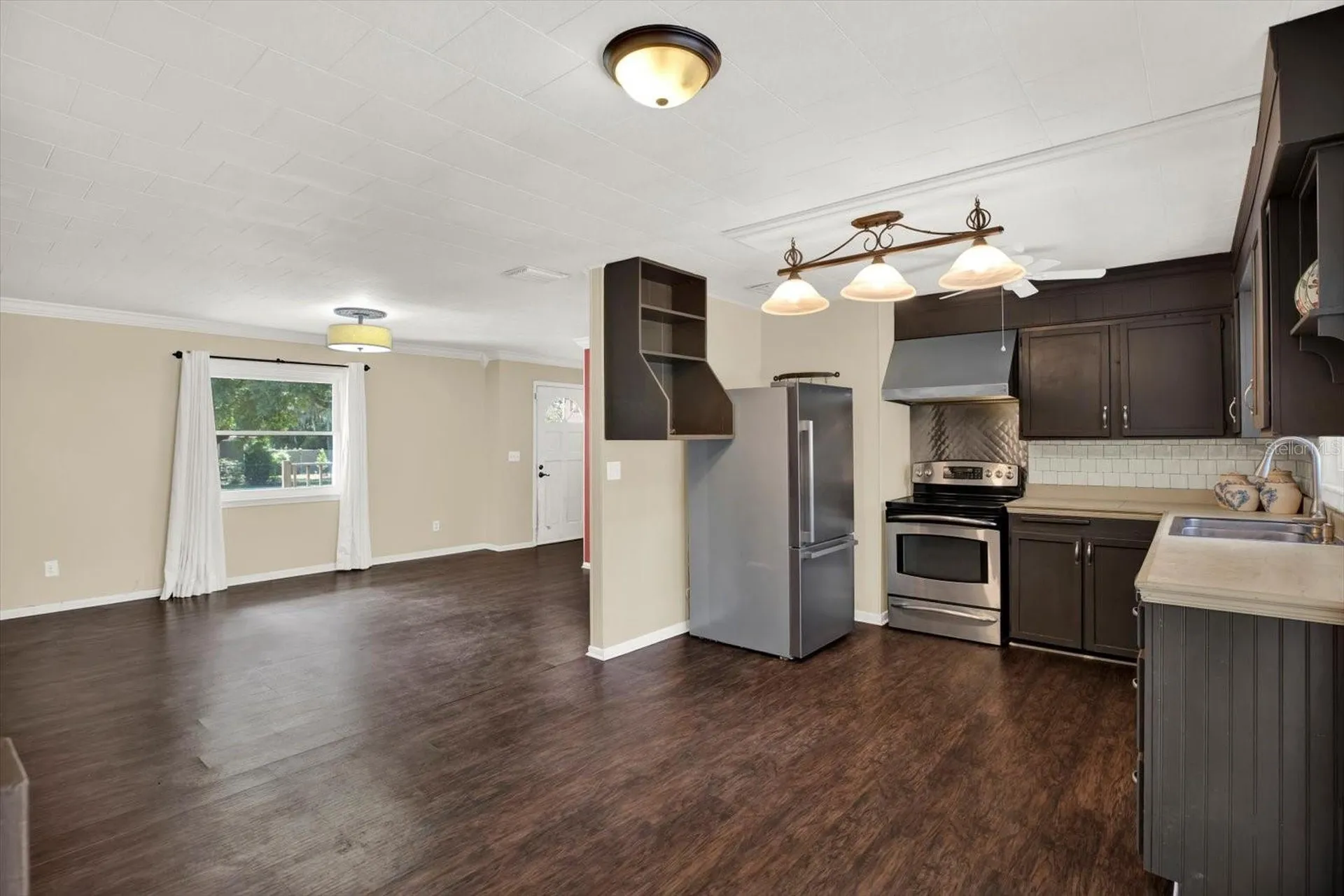 5923 14th Street Zephyrhills FL 33542