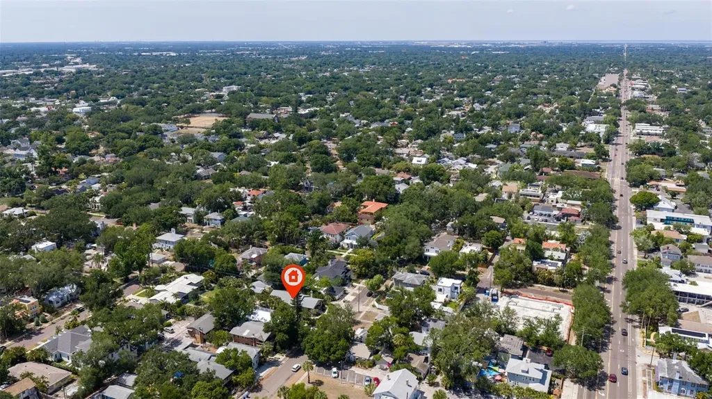 1260 10th Street N St Petersburg FL 33705