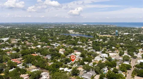 1260 10th Street N St Petersburg FL 33705