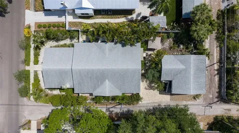 1260 10th Street N St Petersburg FL 33705