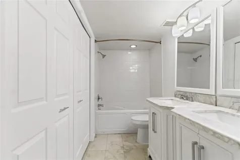 7863 Niagara Avenue Tampa FL 33617