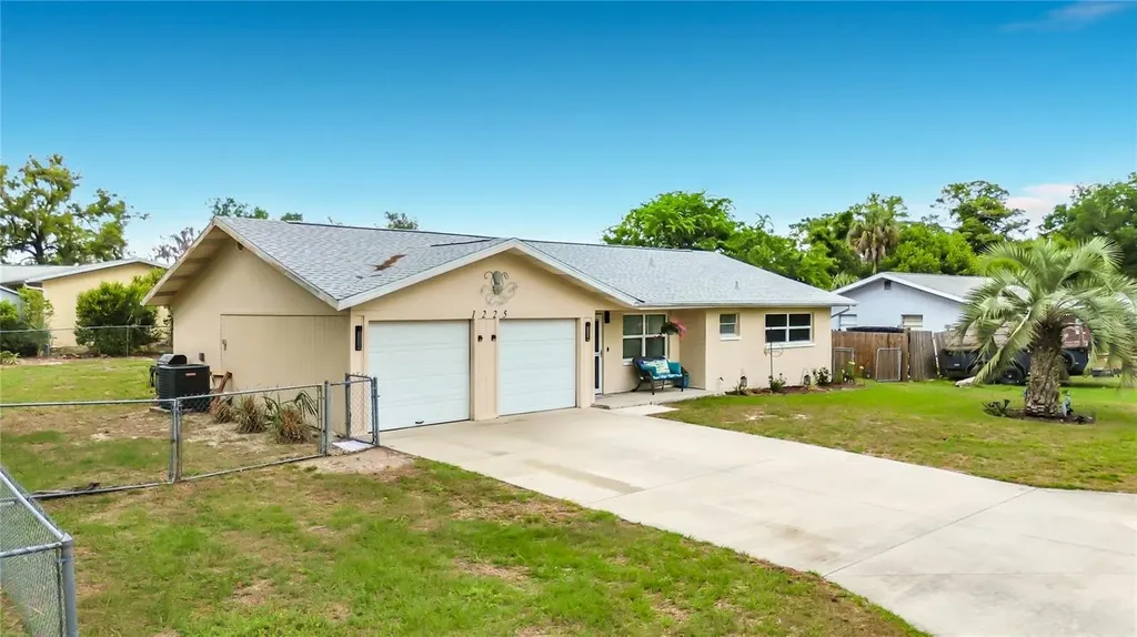 1225 NE 2nd Street Crystal River FL 34429