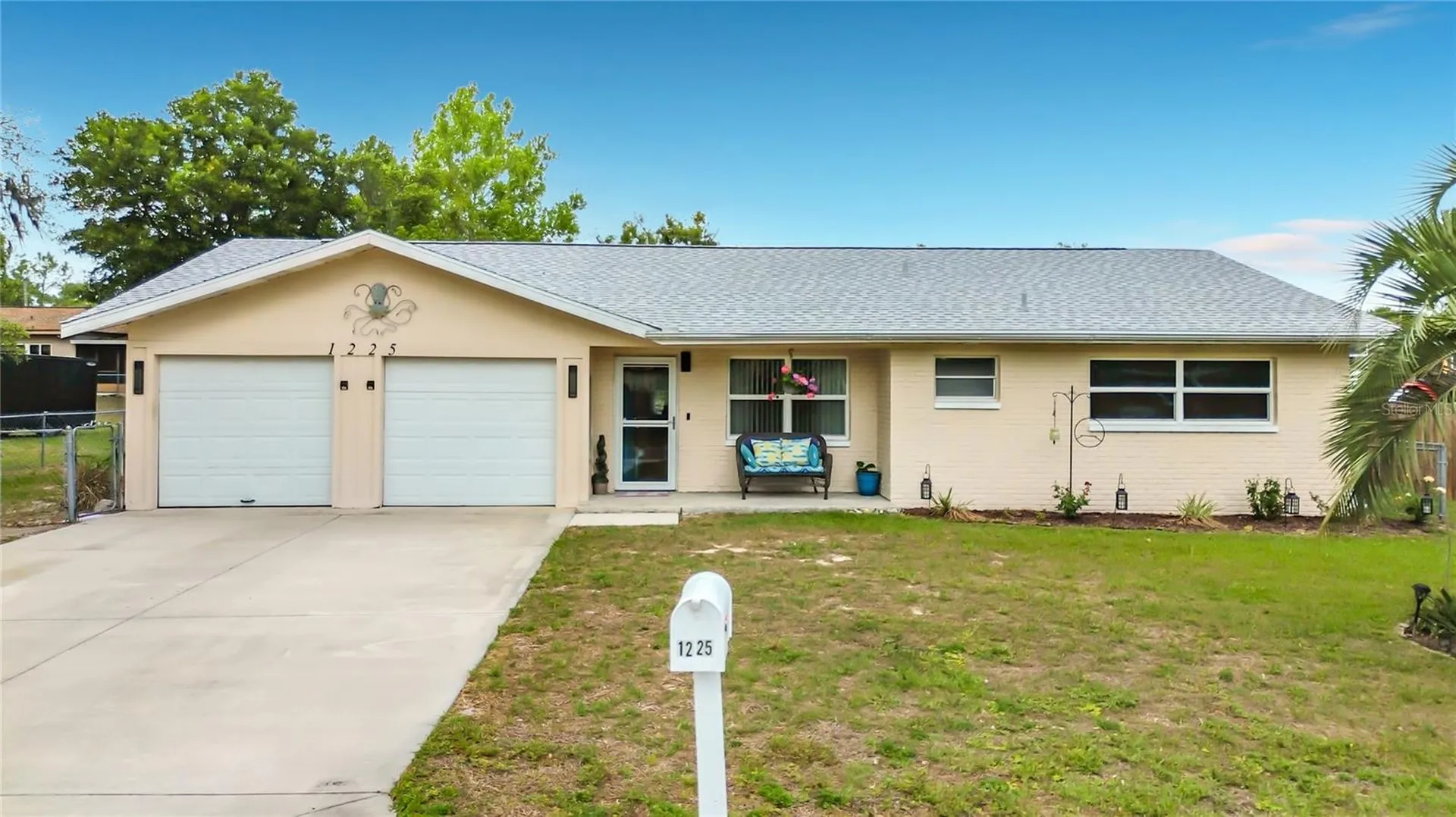 1225 NE 2nd Street Crystal River FL 34429