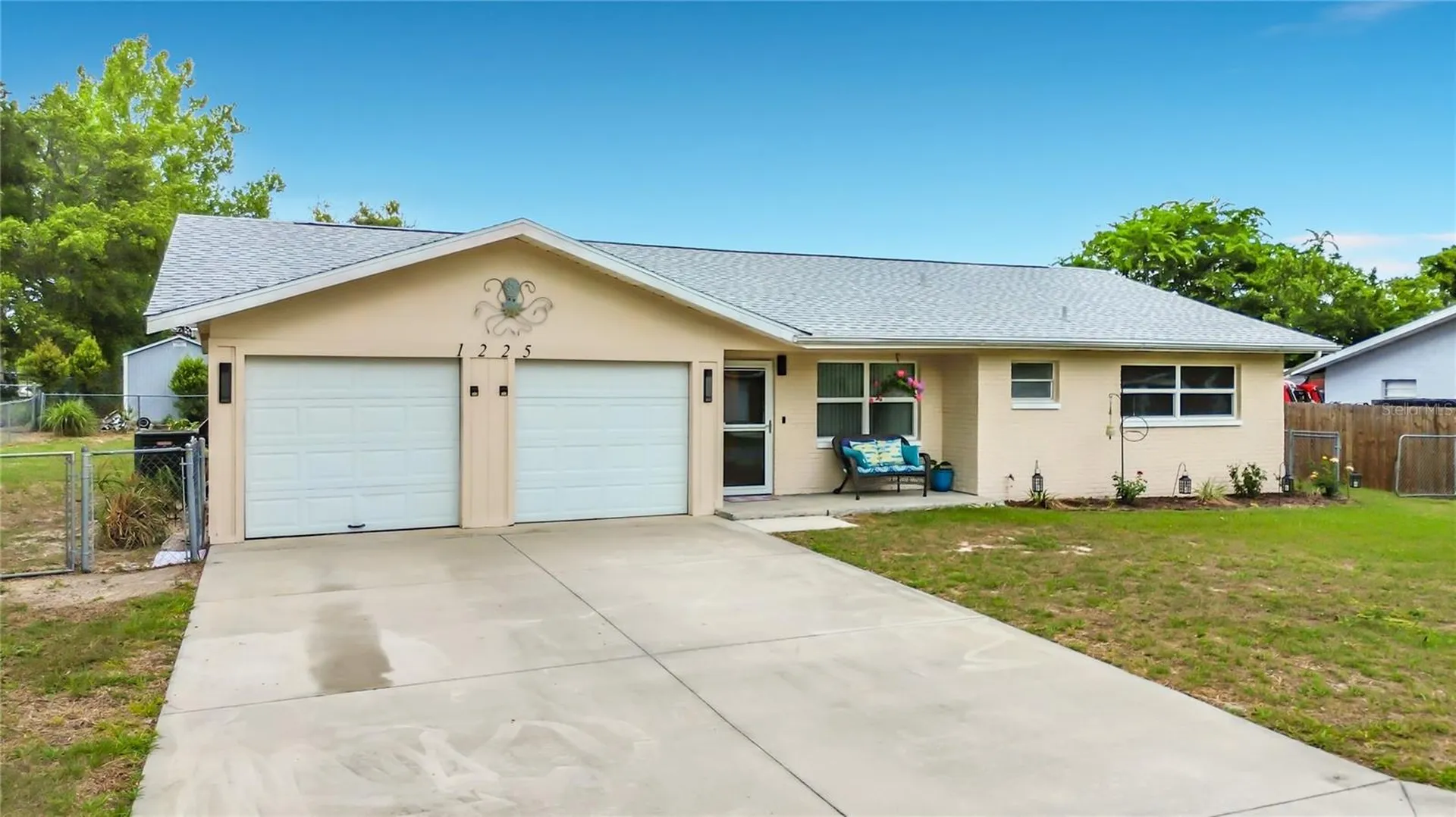 1225 NE 2nd Street Crystal River FL 34429