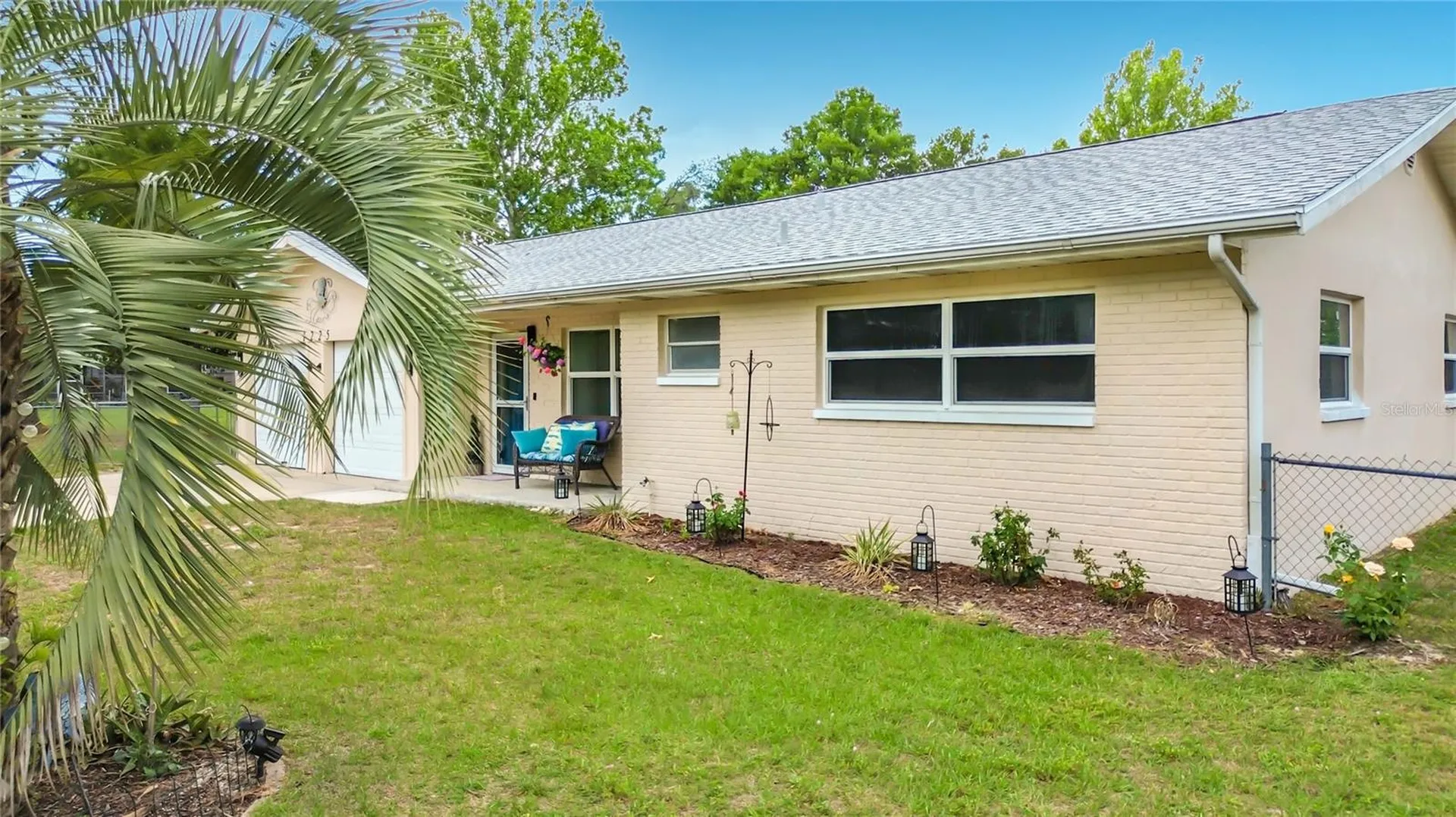 1225 NE 2nd Street Crystal River FL 34429