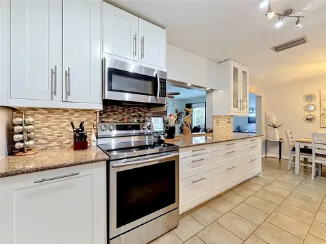 1225 NE 2nd Street Crystal River FL 34429