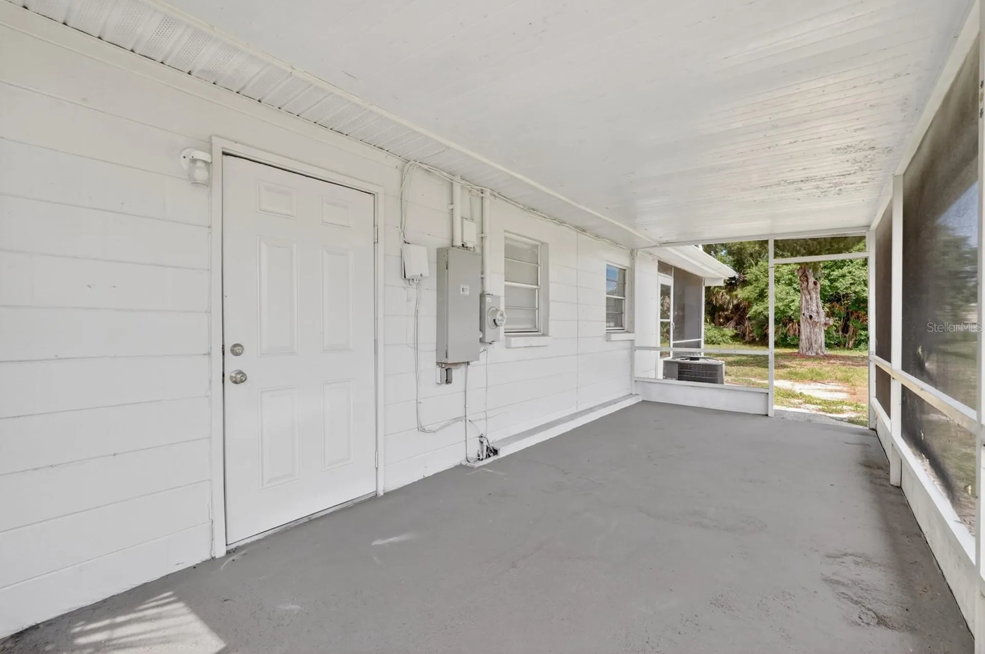 2425 Anastasia Drive South Daytona FL 32119