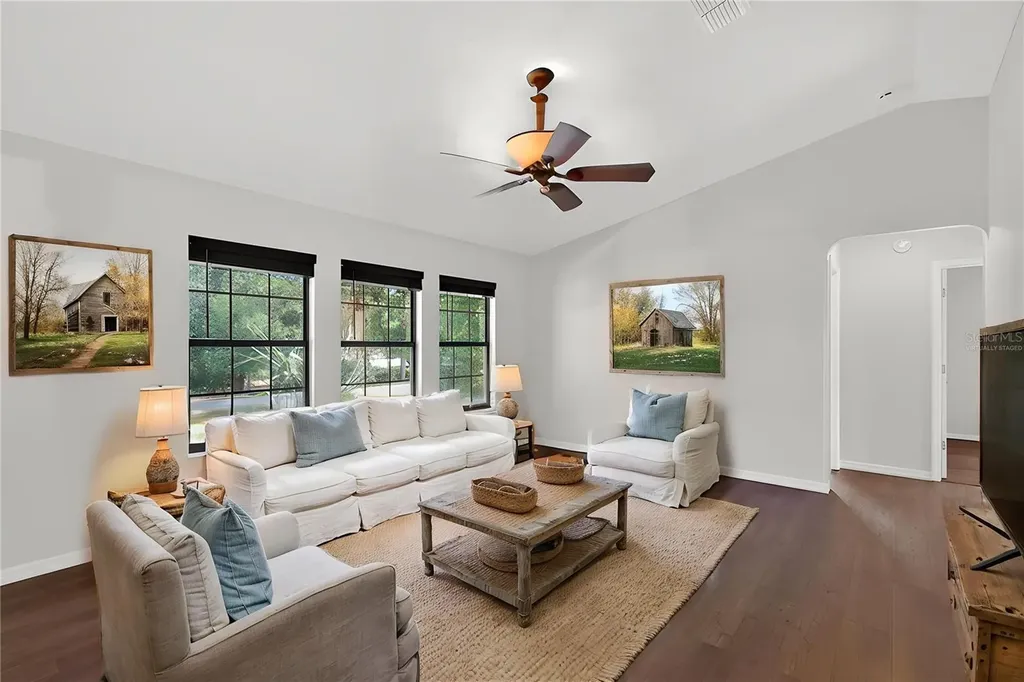 25302 Glen Eagles Street Sorrento FL 32776