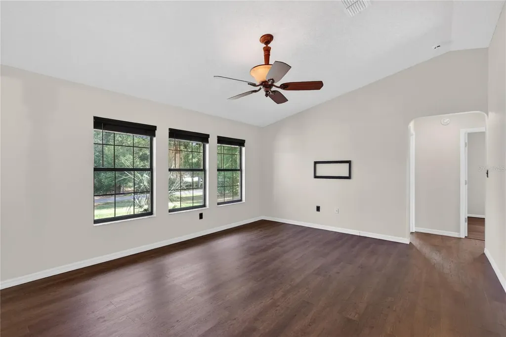 25302 Glen Eagles Street Sorrento FL 32776