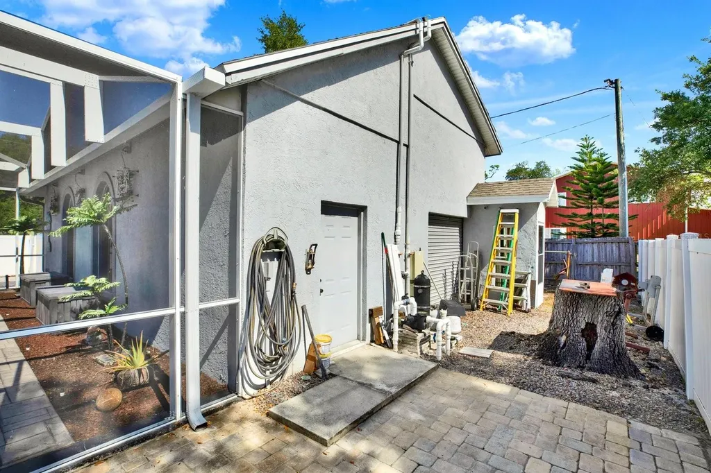 5797 147th Avenue N Clearwater FL 33760