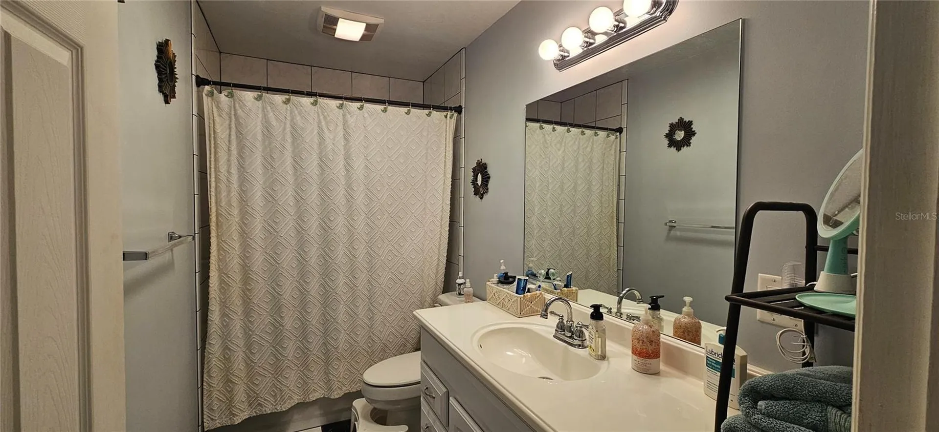1823 SE 15th Street Cape Coral FL 33990