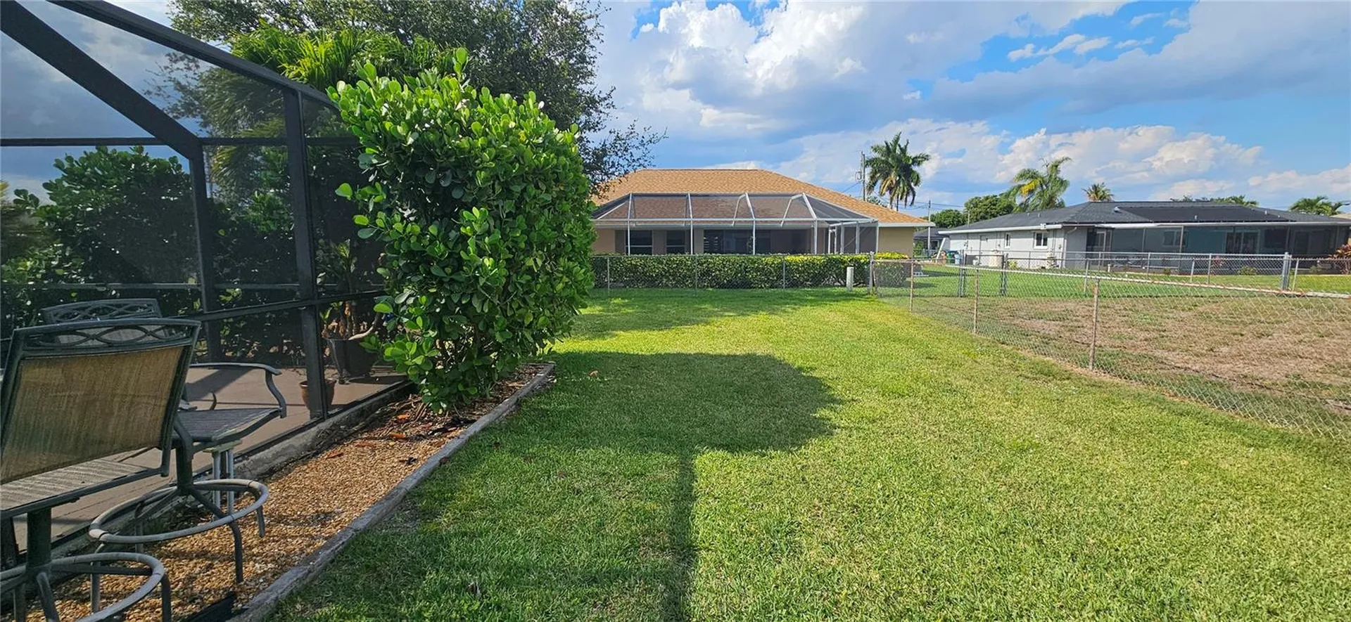 1823 SE 15th Street Cape Coral FL 33990