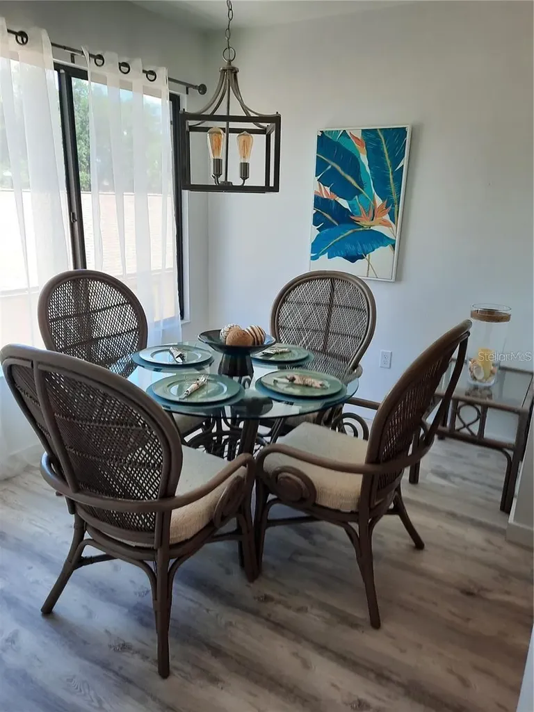 5709 Avista Drive Sarasota FL 34243