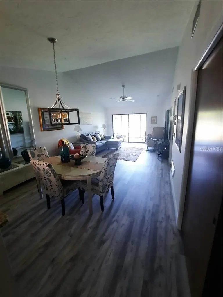 5709 Avista Drive Sarasota FL 34243
