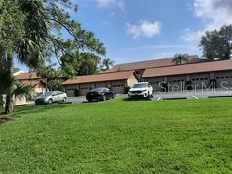 5709 Avista Drive Sarasota FL 34243