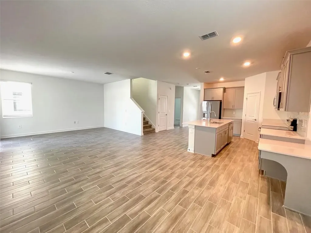 11432 Rhyme Avenue Orlando FL 32832