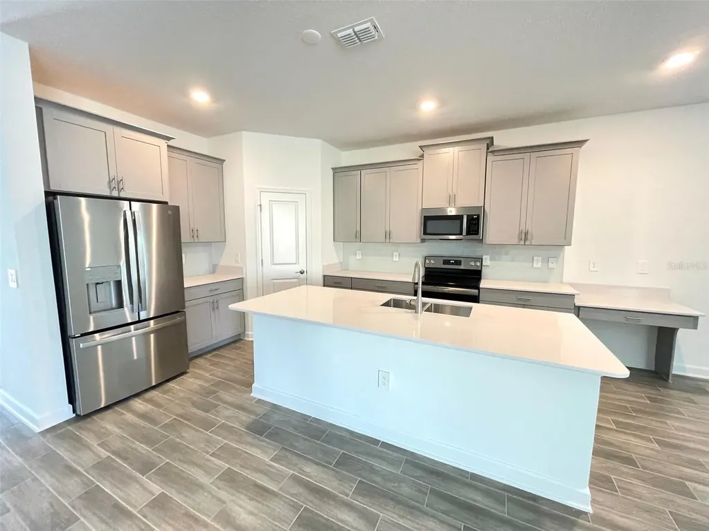 11432 Rhyme Avenue Orlando FL 32832