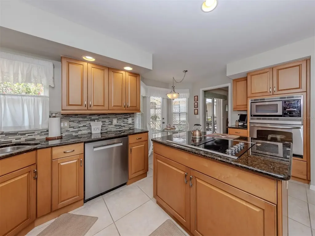 525 Clubside Circle Venice FL 34293