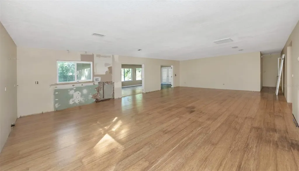 4101 Windtree Drive Tampa FL 33624