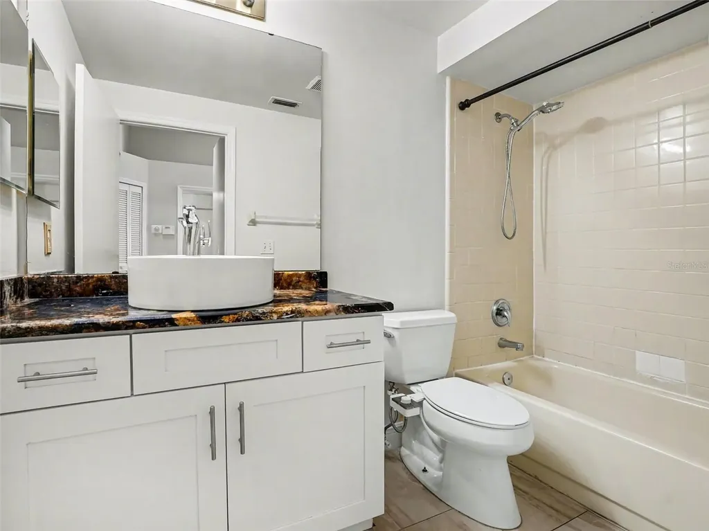 14564 Huntingfield Drive Orlando FL 32824