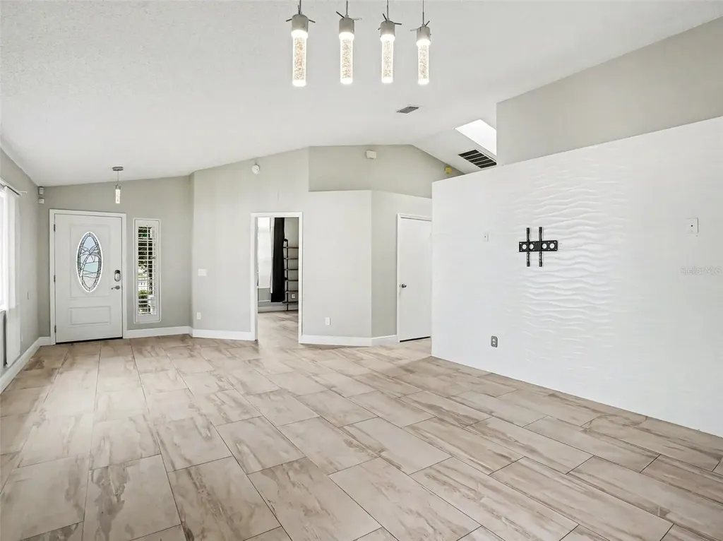 14564 Huntingfield Drive Orlando FL 32824