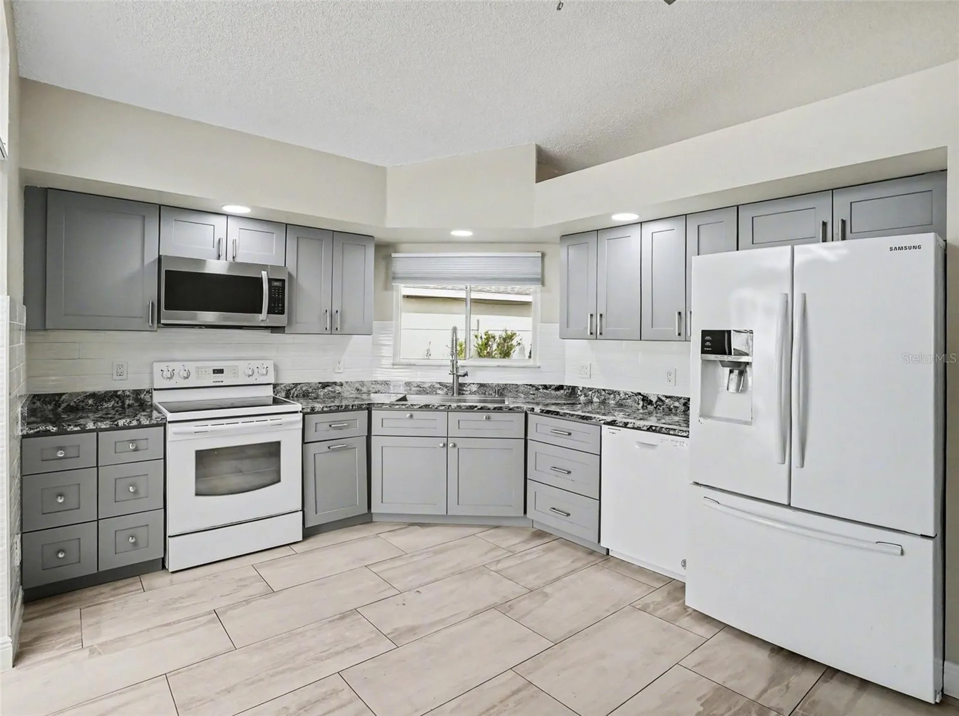 14564 Huntingfield Drive Orlando FL 32824
