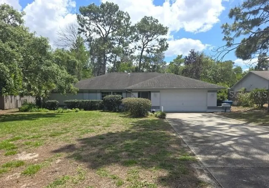 8056 Chaucer Drive Weeki Wachee FL 34607