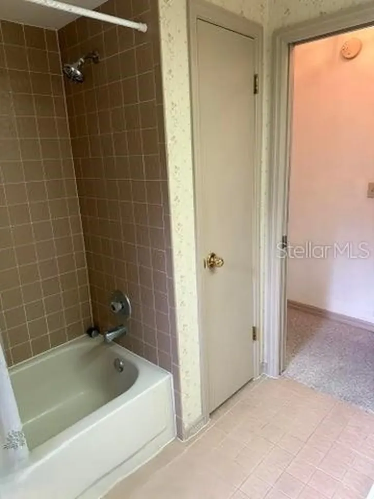 8056 Chaucer Drive Weeki Wachee FL 34607
