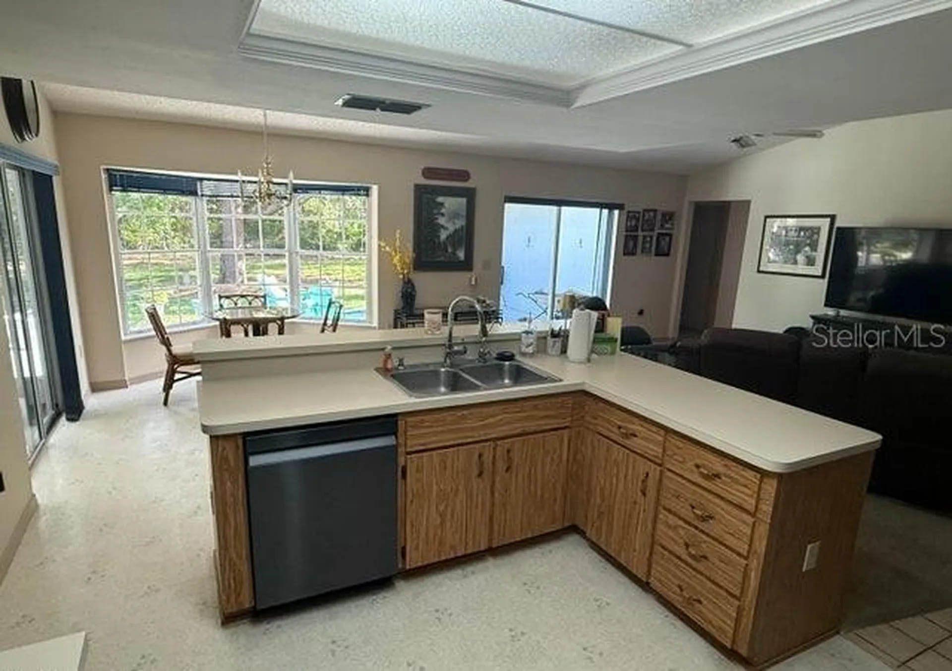 8056 Chaucer Drive Weeki Wachee FL 34607