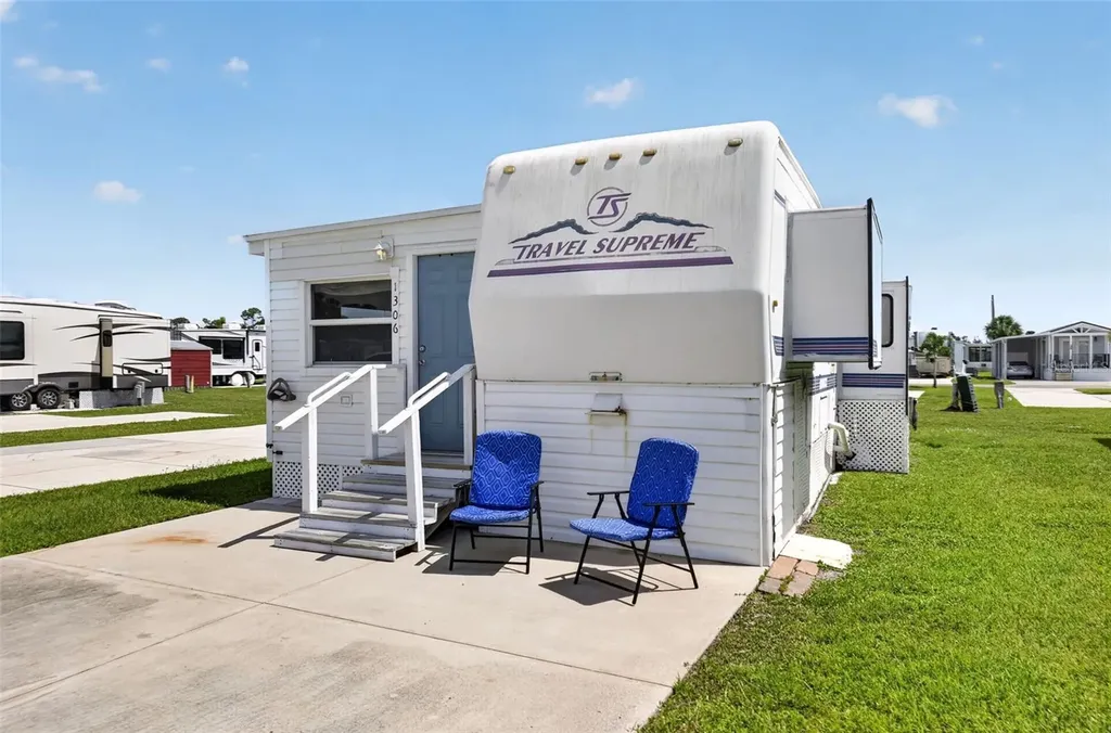 1306 Trout Punta Gorda FL 33950