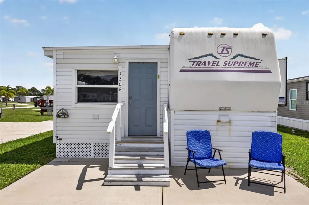 1306 Trout Punta Gorda FL 33950