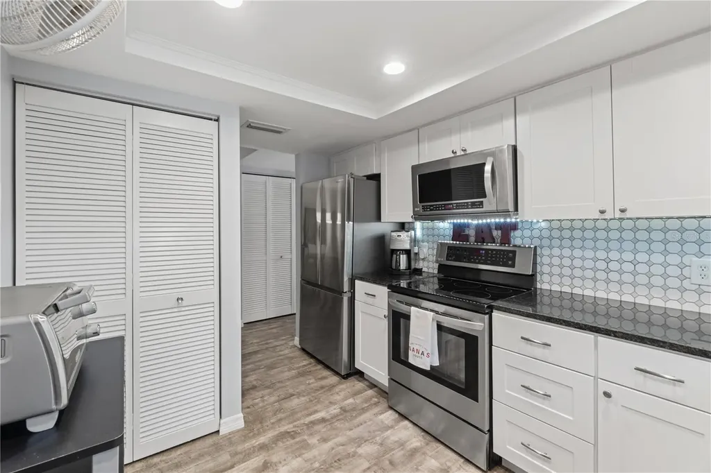 300 S Florida Avenue Tarpon Springs FL 34689
