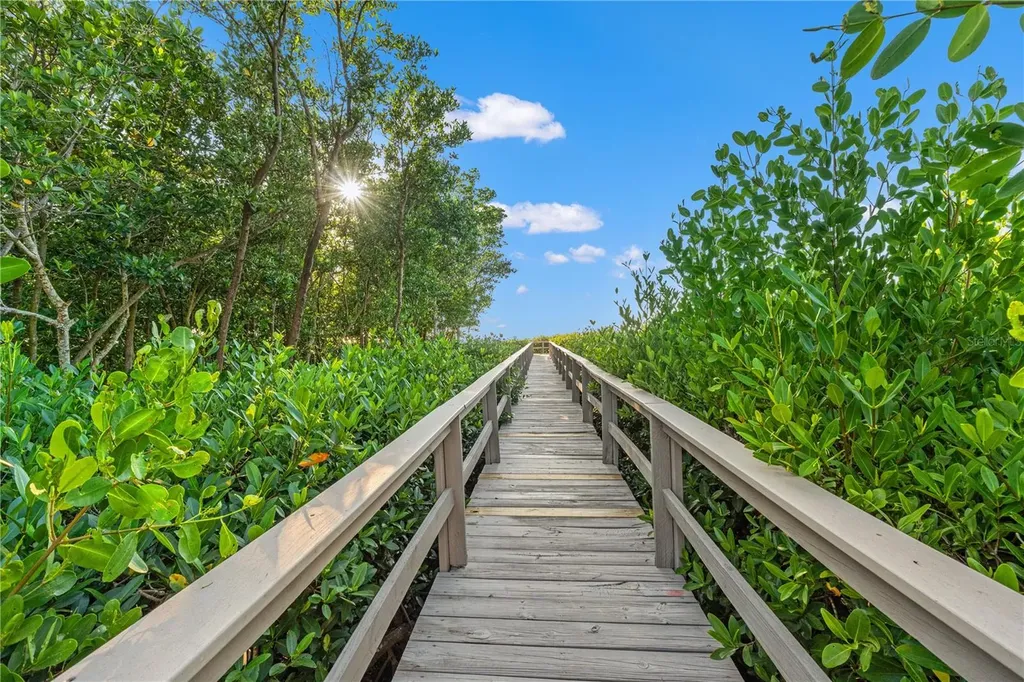 300 S Florida Avenue Tarpon Springs FL 34689