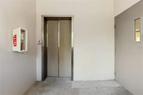 300 S Florida Avenue Tarpon Springs FL 34689