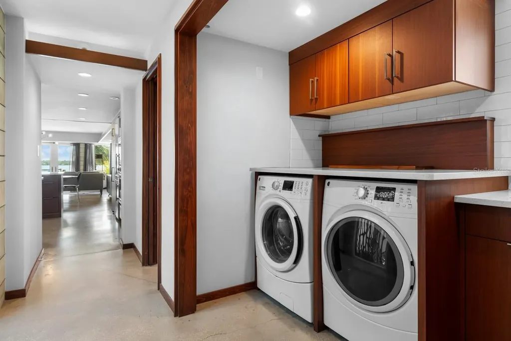 1800 N Indian River Road New Smyrna Beach FL 32169