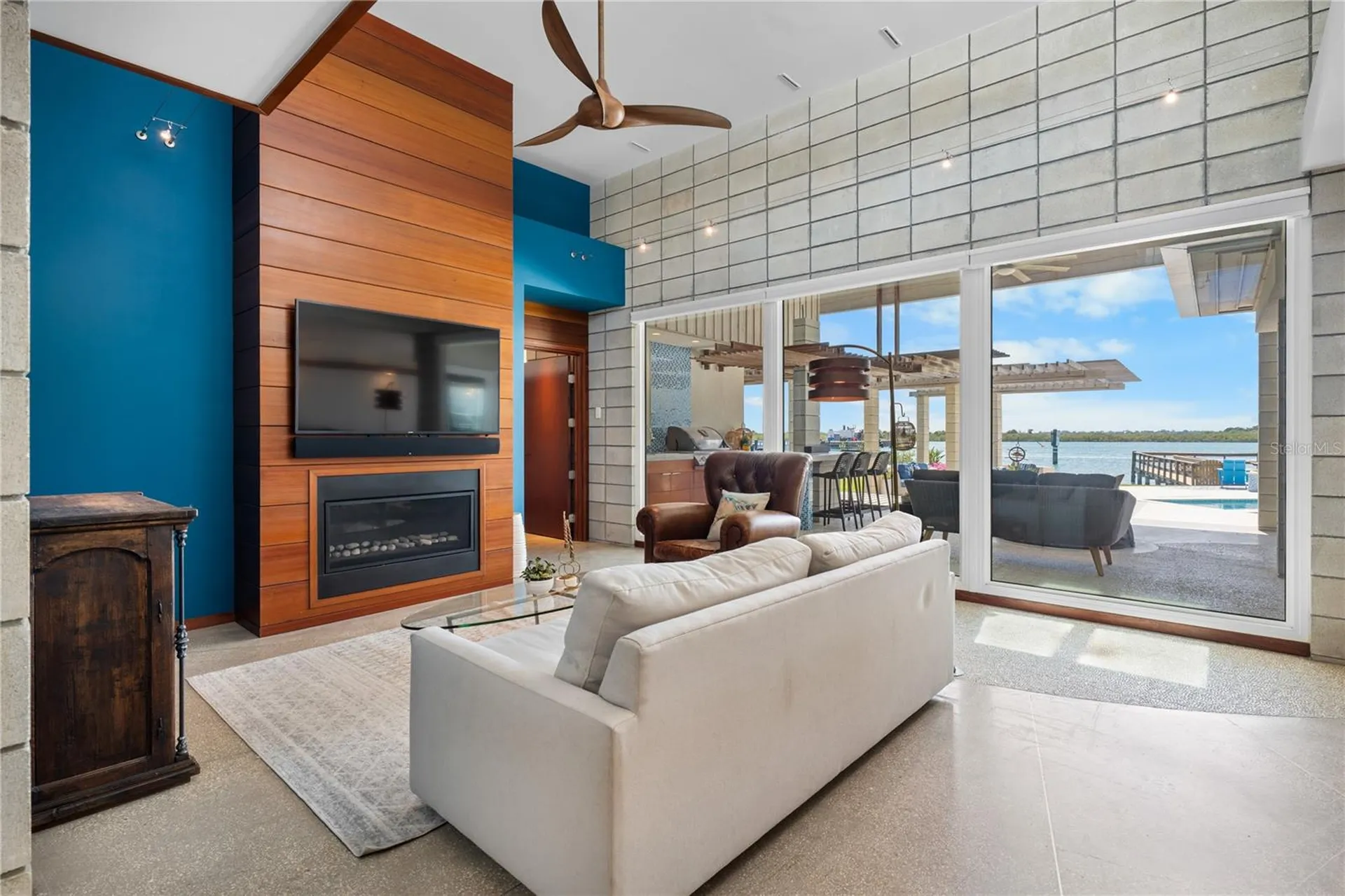 1800 N Indian River Road New Smyrna Beach FL 32169