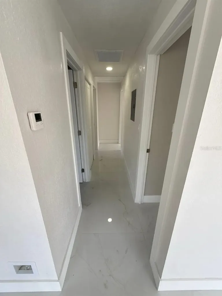 7211 N Himes Avenue Tampa FL 33614