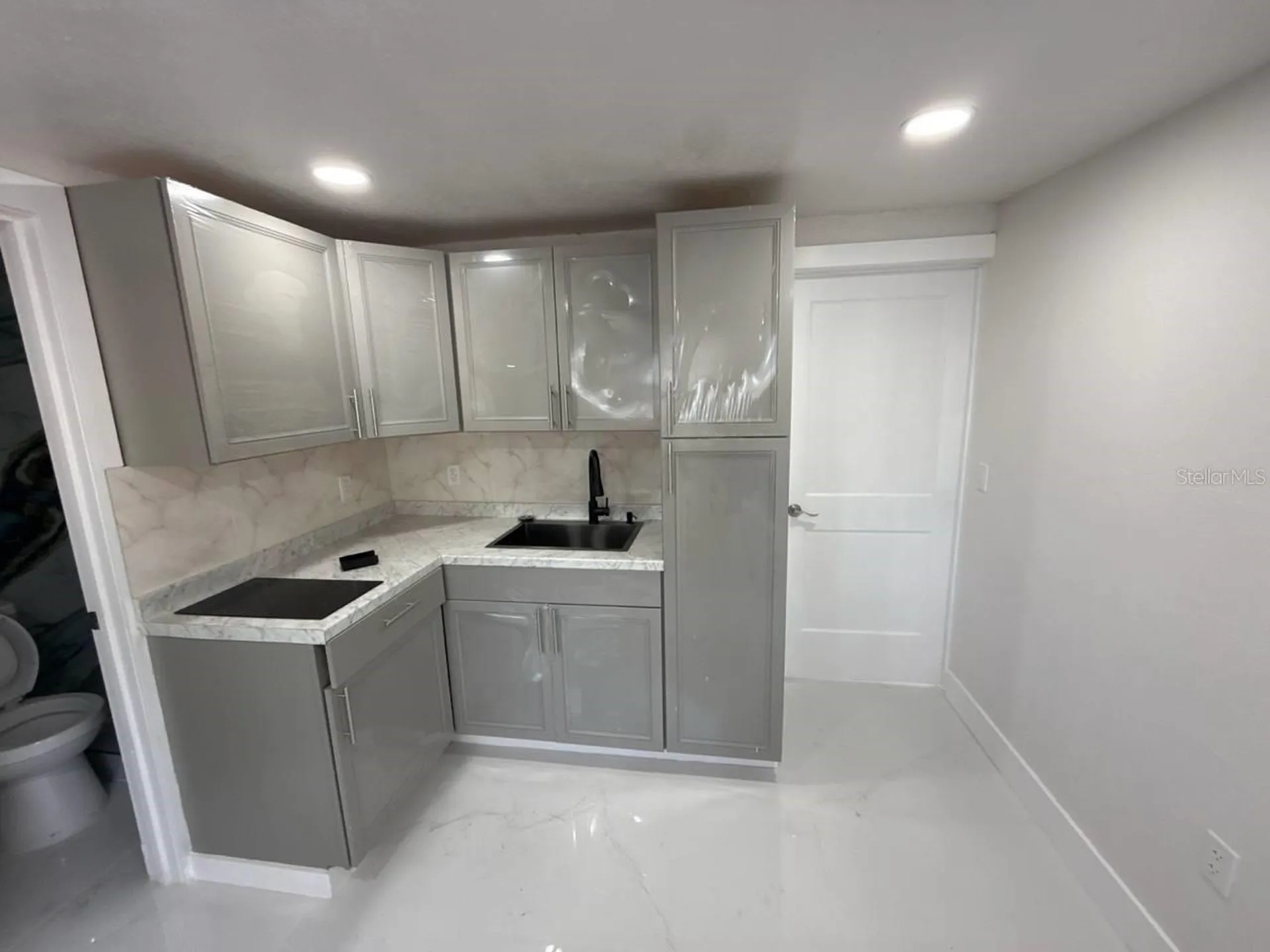 7211 N Himes Avenue Tampa FL 33614