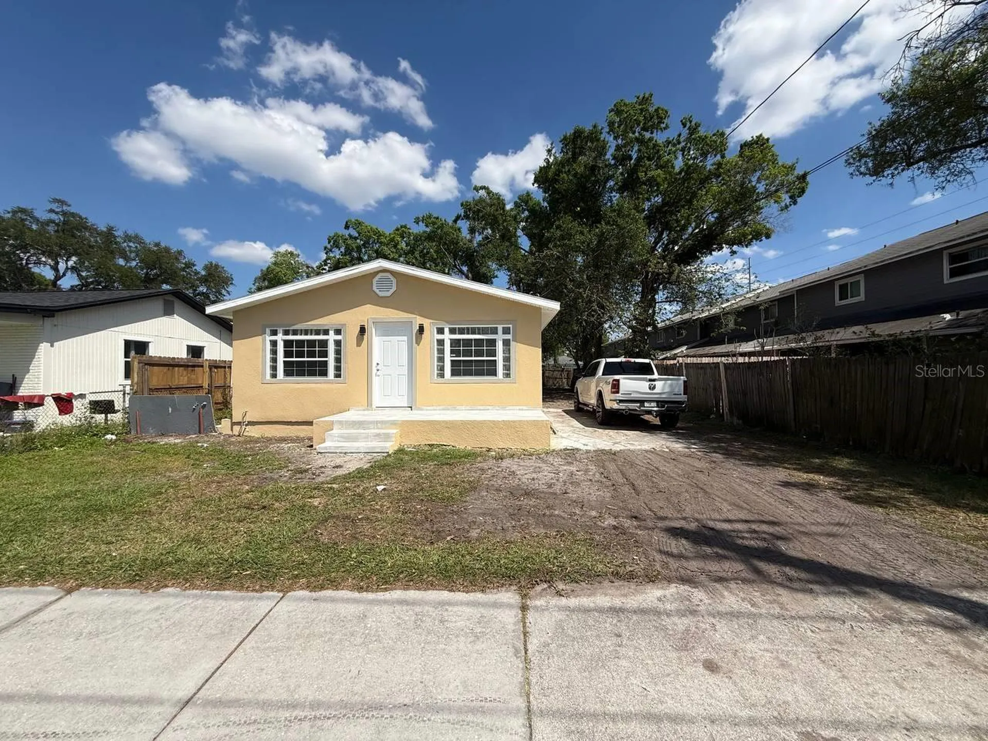 7211 N Himes Avenue Tampa FL 33614