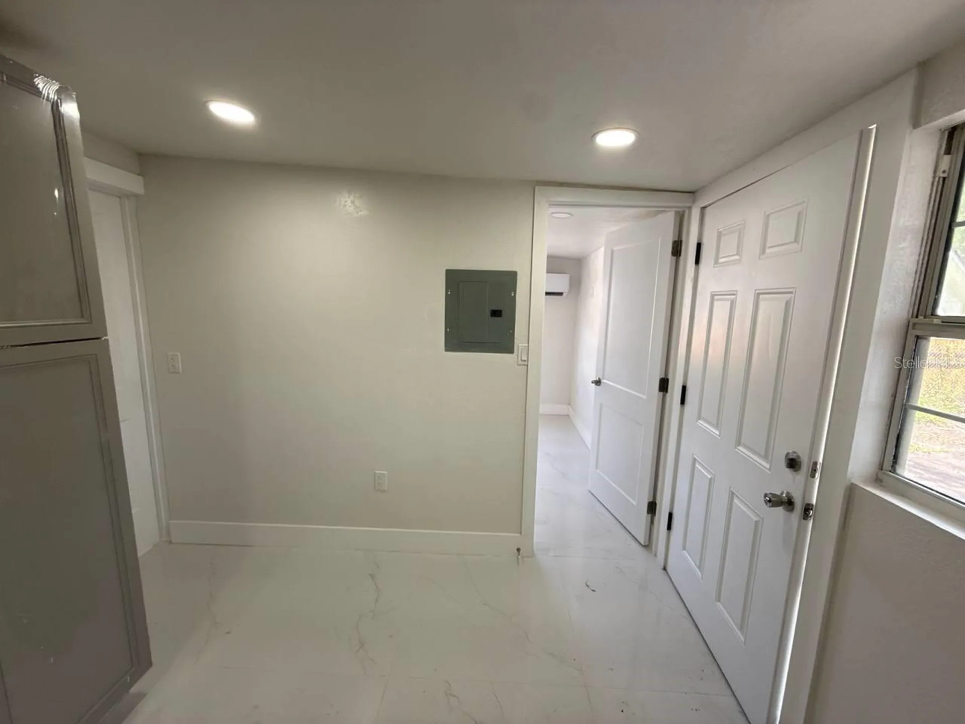7211 N Himes Avenue Tampa FL 33614