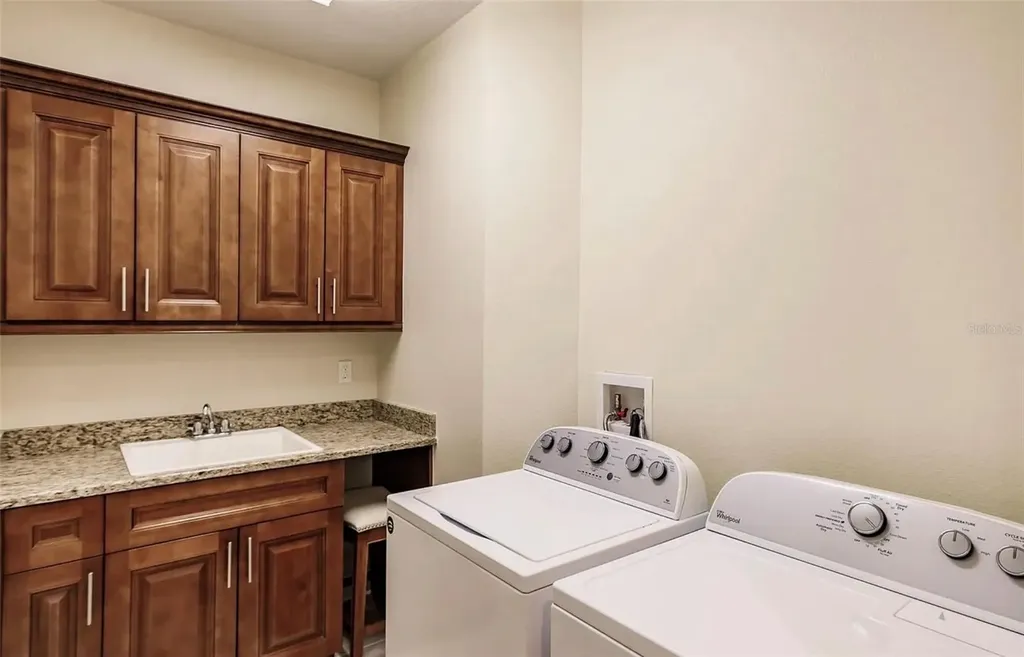 7840 34th Avenue W Bradenton FL 34209